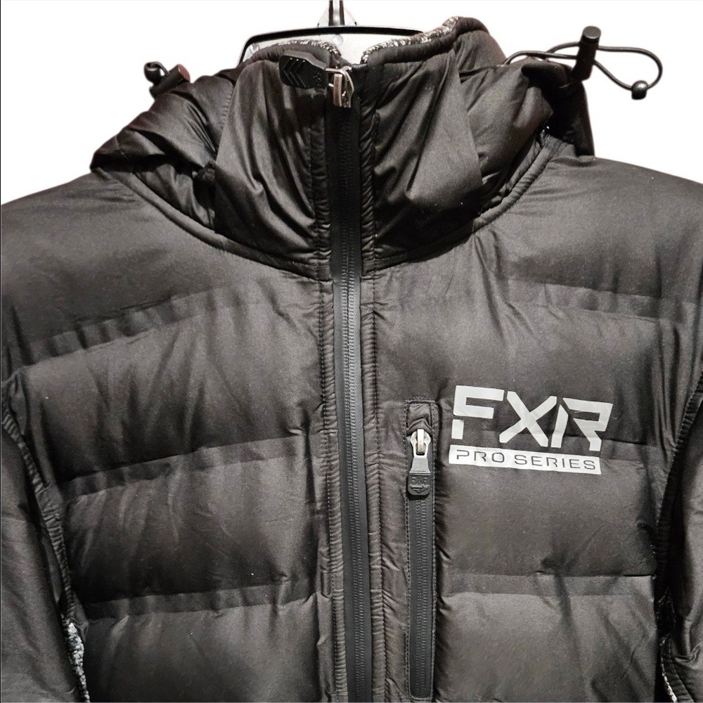 FXR Excursion Lite Hybrid Pro Series Puffer Jacket Hooded Mens Small Zip Pockets - Picture 3 of 8